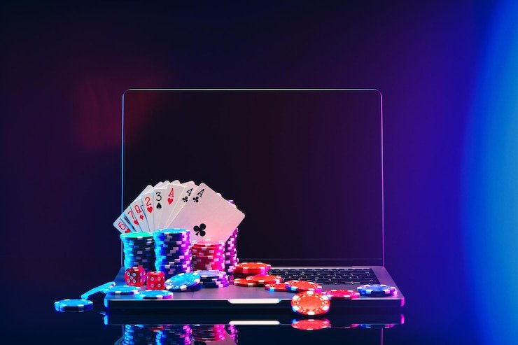 Studio Lightning Dice hujantogel dengan wadah dadu transparan dan display hasil HD